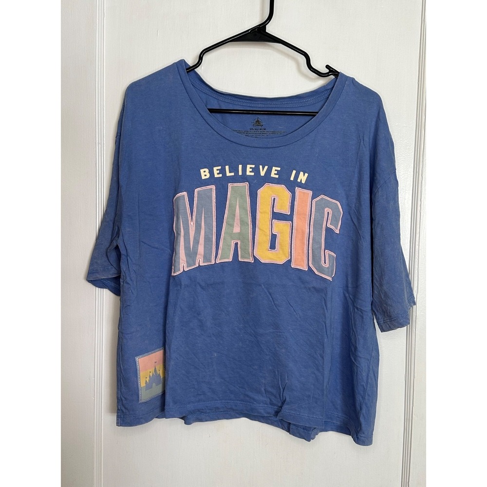 Disney Parks Size M Blue Believe In Magic Oversized Applique Crop‎ Top T-Shirt